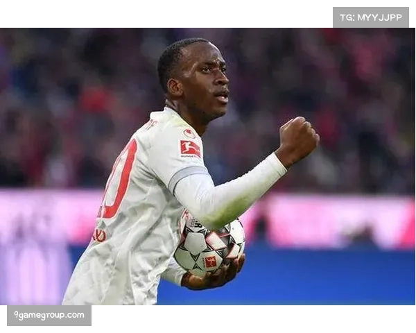 塞维利亚老将卢克巴基奥速度反击 锋线哑火成隐患